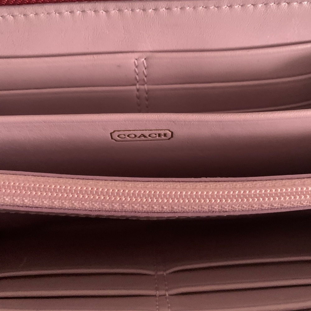 Wallet - Picture 6 of 7